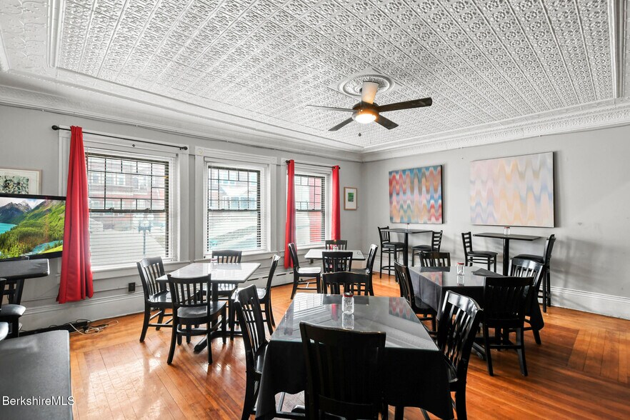 More Photos Of 47 Park St, Adams Restaurant For Sale