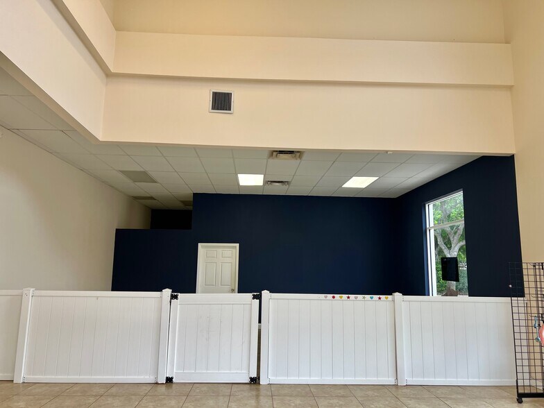 More Photos Of 4631 State Road 7, Coral Springs Daycare Center For Lease