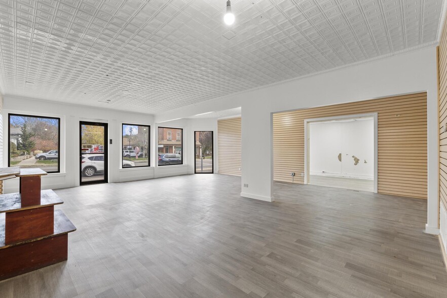 More Photos Of 2980 Whitney Ave, Hamden Storefront Retail Office For Lease