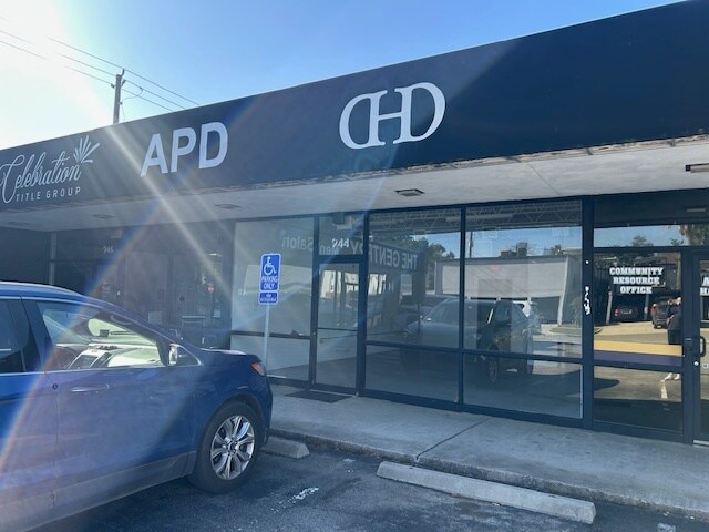 More Photos Of 940 Heights Blvd, Houston Unknown For Lease