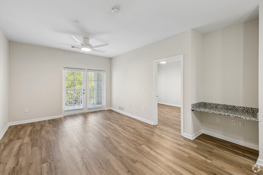 More Photos Of 211 River Landing Dr, Charleston Apartments For Lease