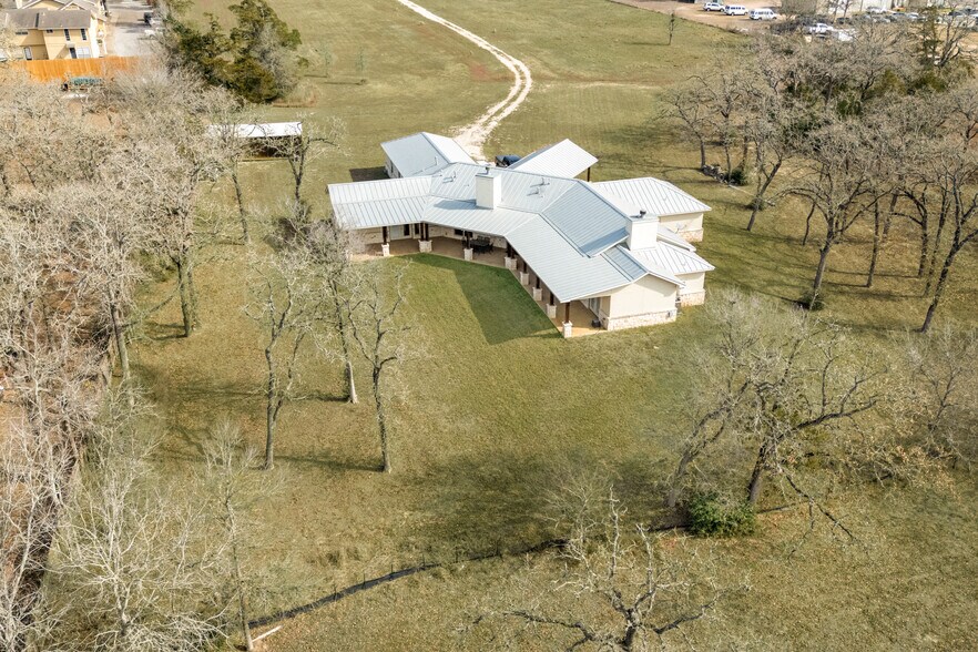 More Photos Of 145 State Loop 92, La Grange Specialty For Sale
