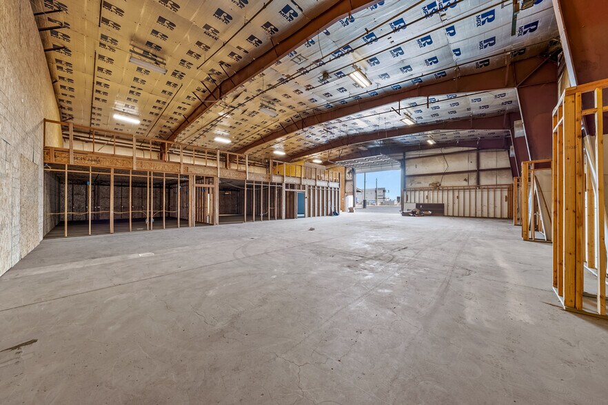 More Photos Of 1385 Antelope Rd, White City Manufacturing For Lease