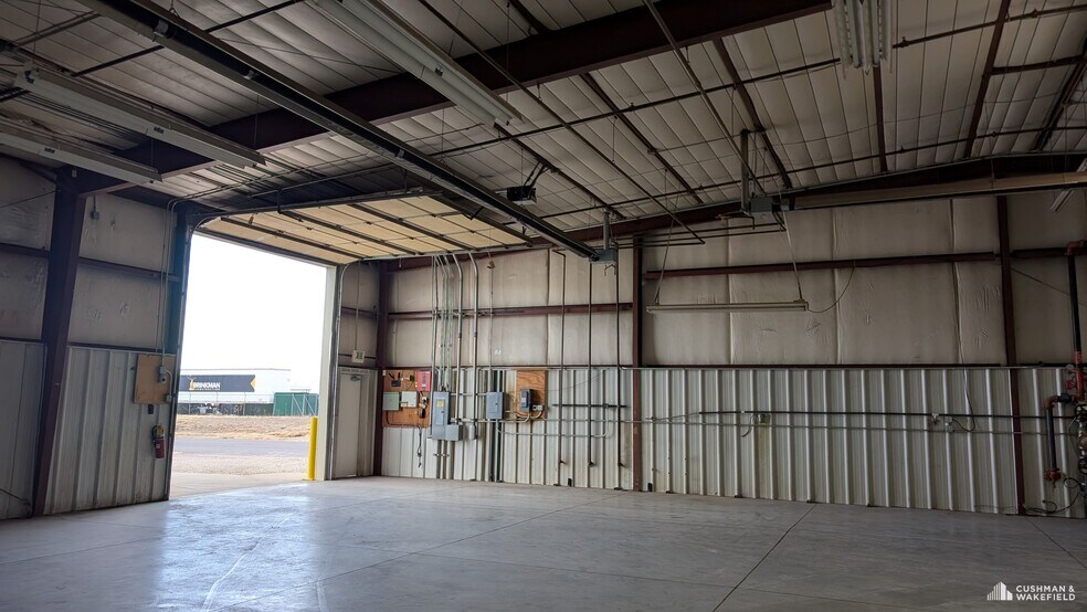 More Photos Of 14125-14133 Mead St, Longmont Flex For Lease