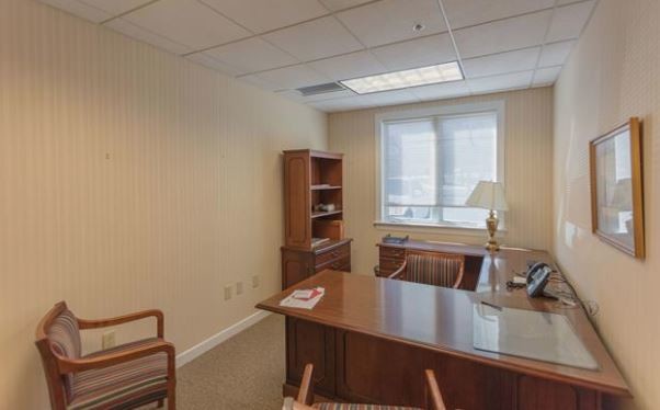 More Photos Of 539 E Nelson St, Lexington Office For Lease