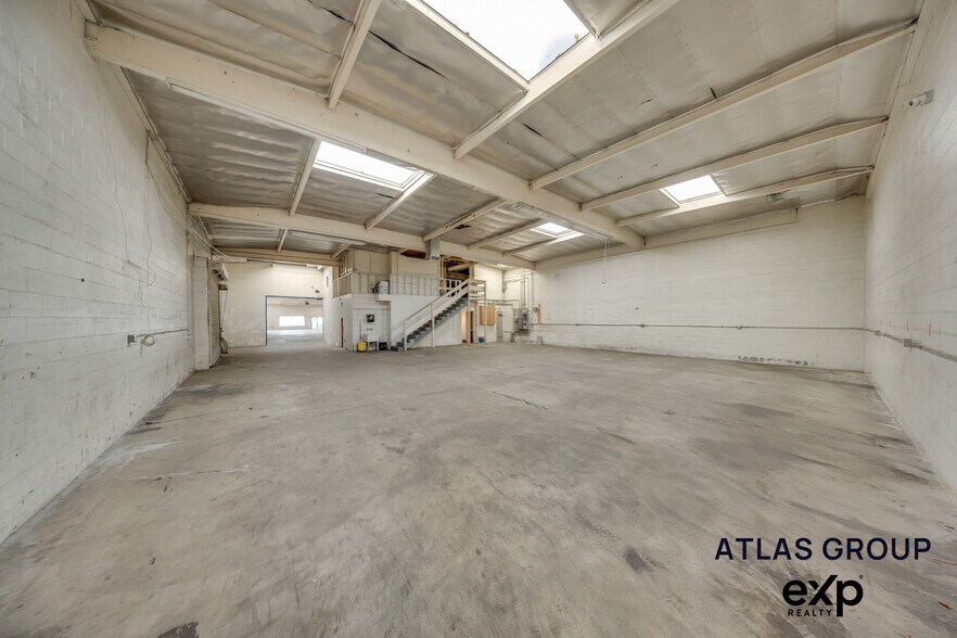 More Photos Of 1618 S San Gabriel Blvd, San Gabriel Freestanding For Sale