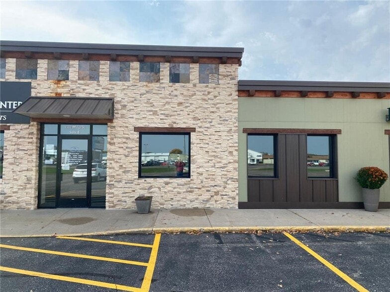 Primary Photo Of 1380 E Bridge St, Redwood Falls Storefront Retail Office For Sale