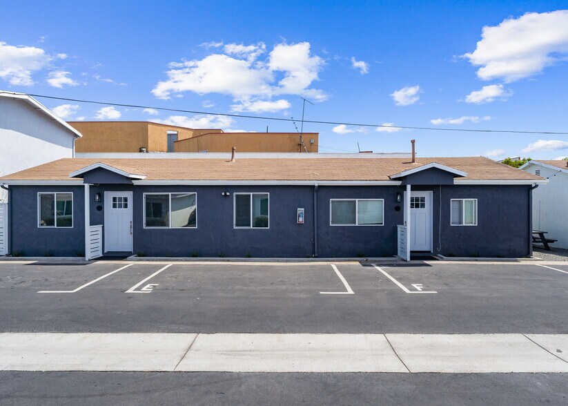 More Photos Of 2027-29 Harbor Blvd, Costa Mesa Apartments For Sale
