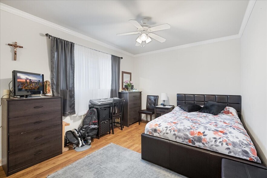 More Photos Of 1075-1085 Saratoga Ave, San Jose Apartments For Sale