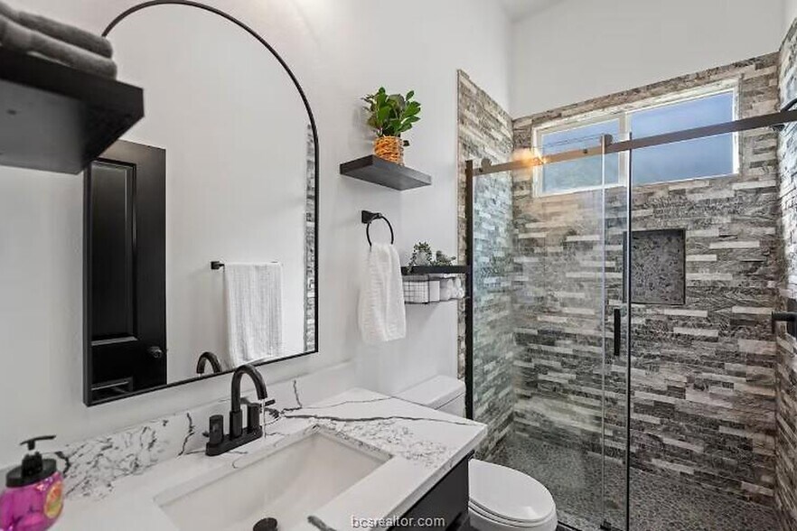 More Photos Of 310 Sweet Gum Ln, Somerville Specialty For Sale