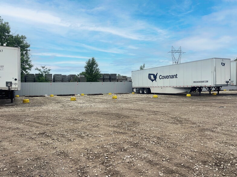 More Photos Of 3130 Valleyview Dr, Columbus Land For Lease