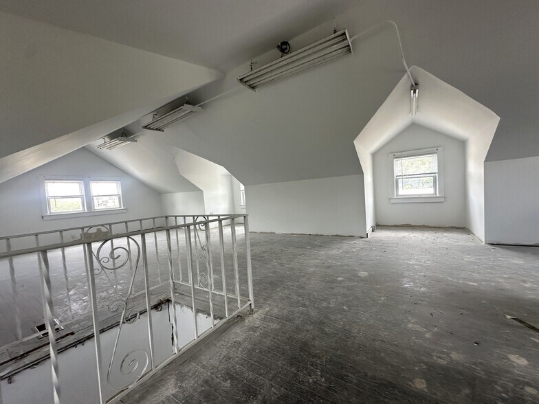 More Photos Of 584-588 Us Highway 46 East, Fairfield Freestanding For Sale