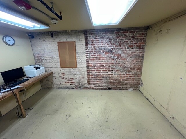 More Photos Of 1104 Broadway, Columbus Storefront For Lease