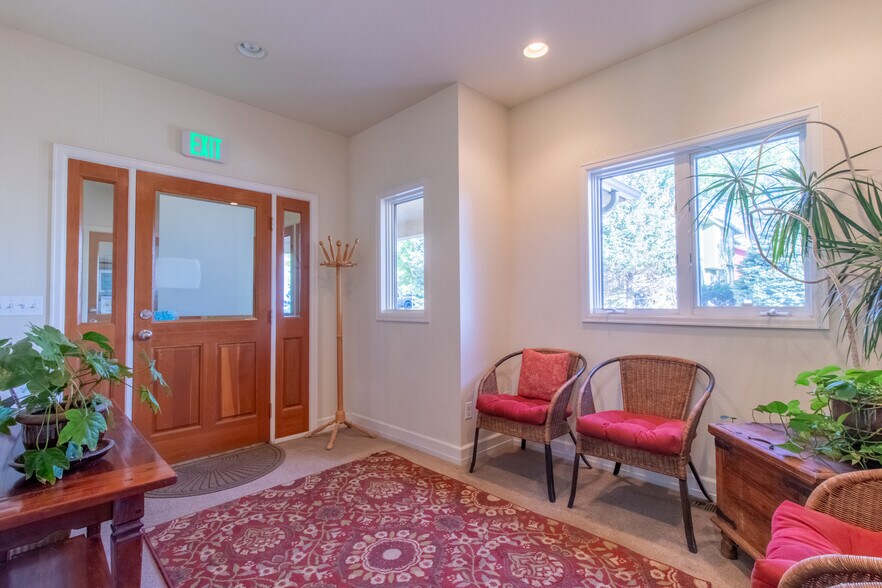More Photos Of 1503 Yarmouth Ave, Boulder Office For Sale