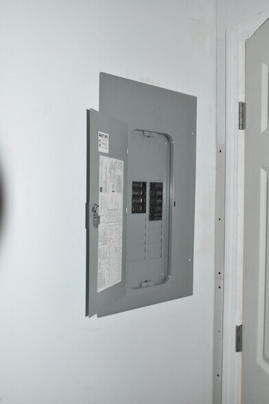 More Photos Of 1301 Beville Rd, Daytona Beach Medical For Sale