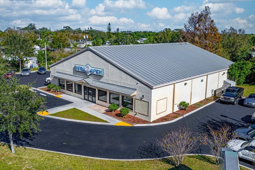 More Photos Of 2106 S US Highway 1, Vero Beach Freestanding For Sale