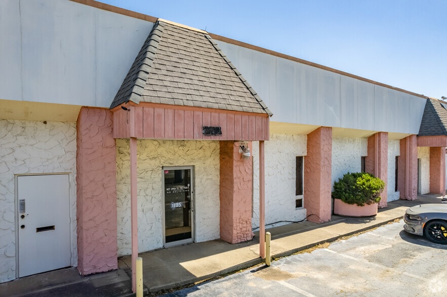 11291199 Willingham Dr, East Point, GA 30344 Industrial For Lease