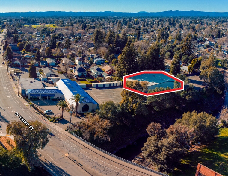 Primary Photo Of 77 W 3rd St, Santa Rosa Warehouse For Lease