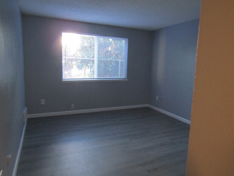 More Photos Of 3332 Chandler St, Tacoma Apartments For Sale