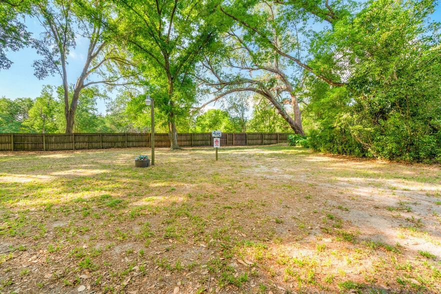 More Photos Of 4045-4049 Allen Rd, Zephyrhills Manufactured Housing Mobile Home Park For Sale