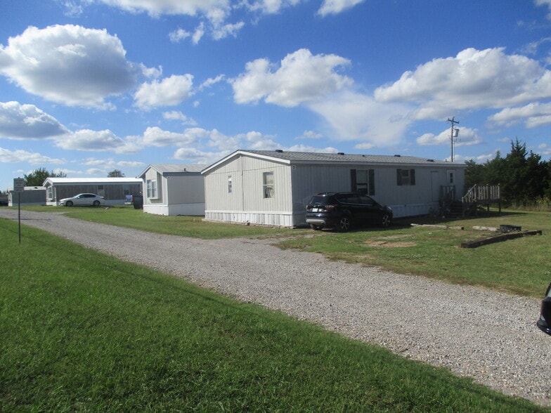 More Photos Of 16504 Gaddy Rd, Shawnee Manufactured Housing Mobile Home Park For Sale