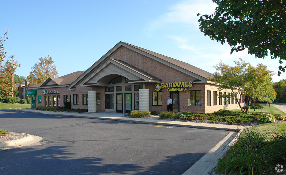 Primary Photo Of 1575 W Grand River Ave, Okemos Freestanding For Lease