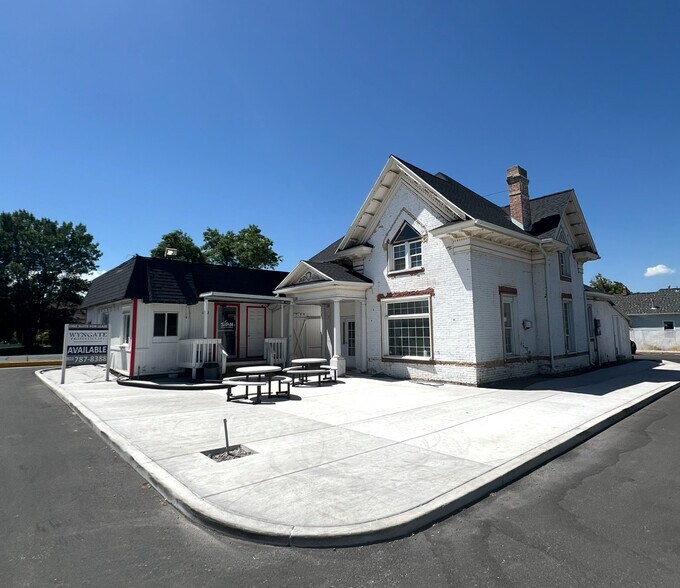 Primary Photo Of , Spanish Fork General Retail For Sale