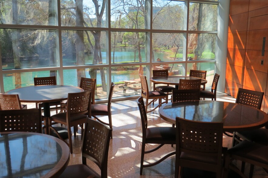More Photos Of 1177 Enclave Pky, Houston Medical For Lease