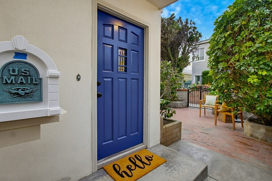 More Photos Of 829 Avalon Ct, San Diego Apartments For Sale