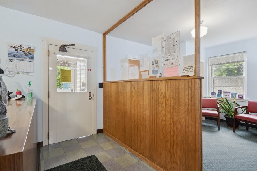 More Photos Of 107 E Madison St, Mount Pleasant Healthcare For Sale