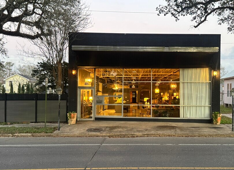 Primary Photo Of 912 N Main St, Jennings Office Residential For Sale