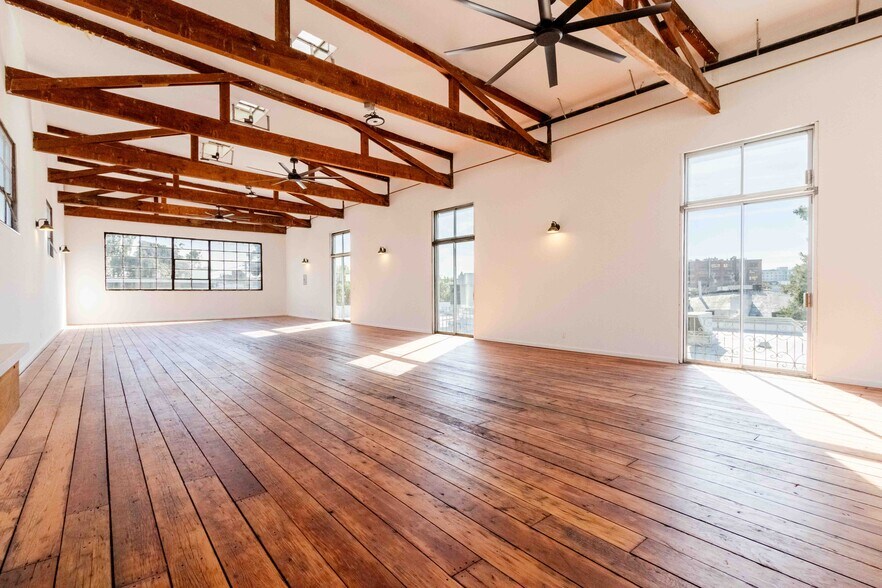 More Photos Of 40 Isis St, San Francisco Flex For Lease