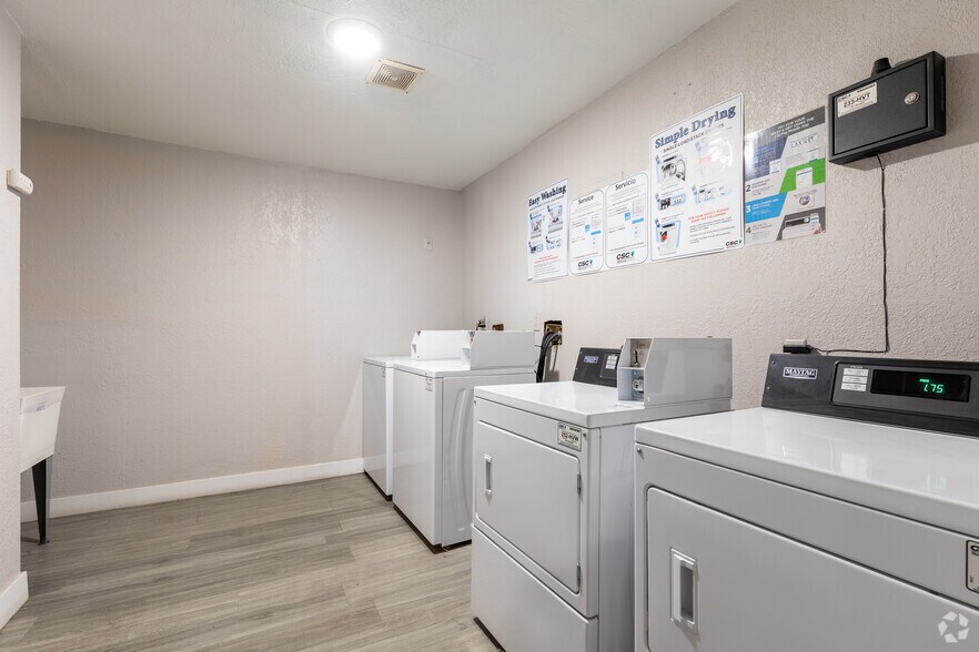 More Photos Of 130 S Alexandria Ave, Los Angeles Apartments For Sale