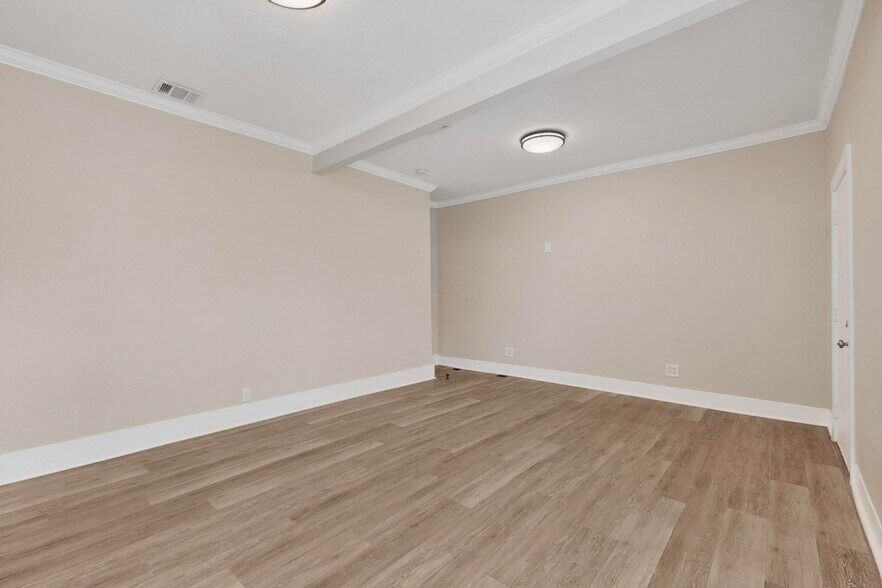 More Photos Of 78 San Marcos St, Austin Office Residential For Lease