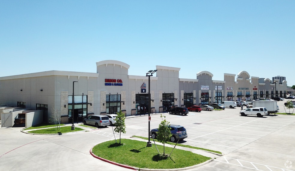 Primary Photo Of 7636 Harwin Dr, Houston Storefront For Lease