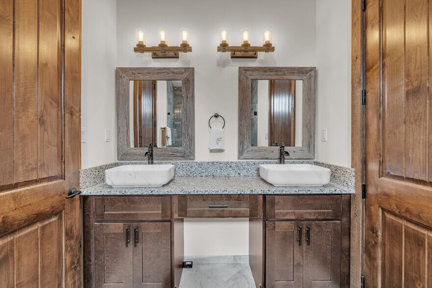 More Photos Of 1048 11th st, Rock Island Land For Sale