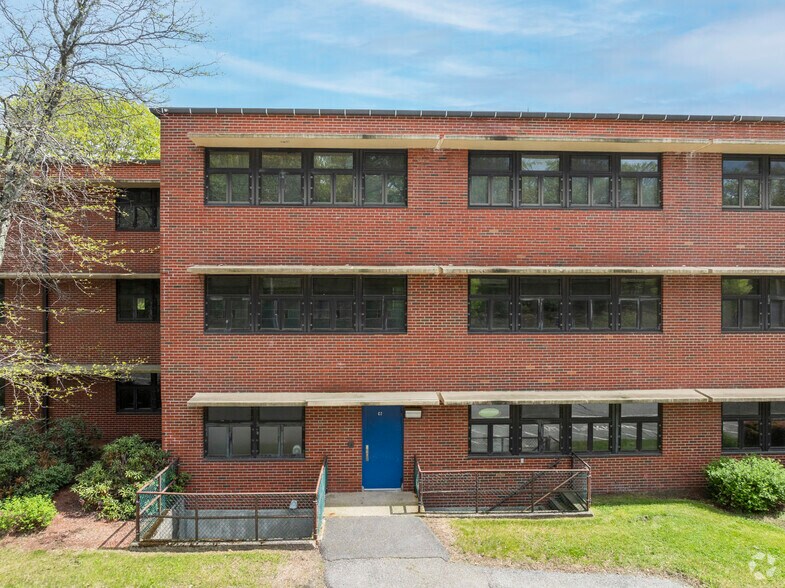 More Photos Of 94 Jackson Rd, Devens Office For Lease