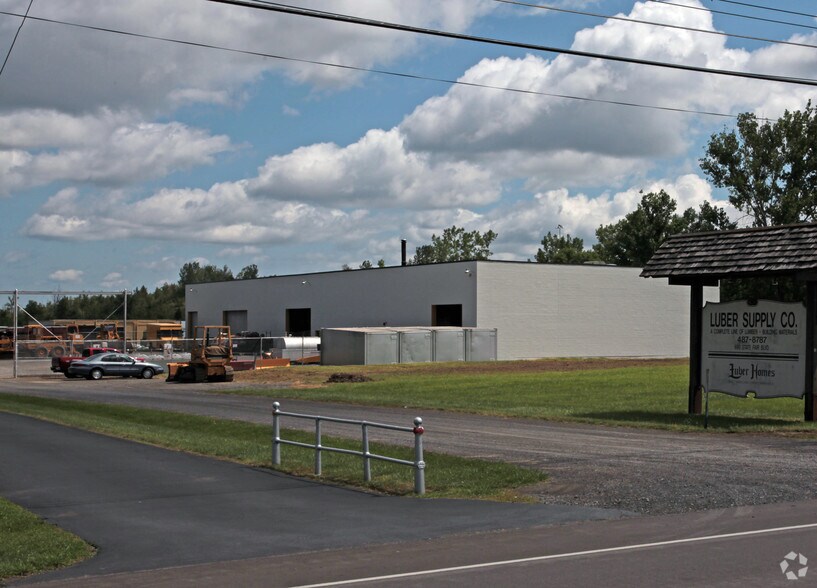 Primary Photo Of 690 State Fair Blvd, Syracuse Warehouse For Lease