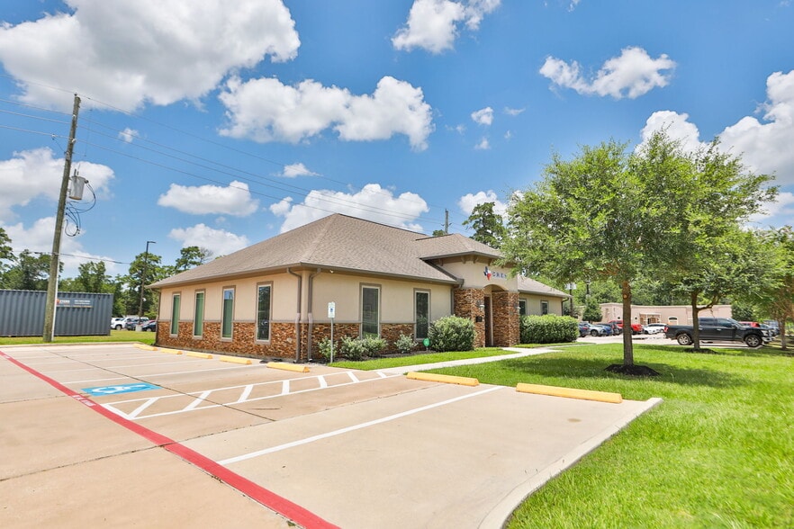 More Photos Of 13715 Office Park Dr, Houston Office For Sale