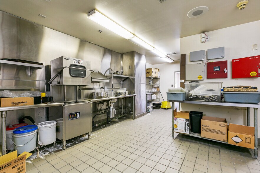 More Photos Of 534 S Myrtle Ave, Monrovia Restaurant For Lease