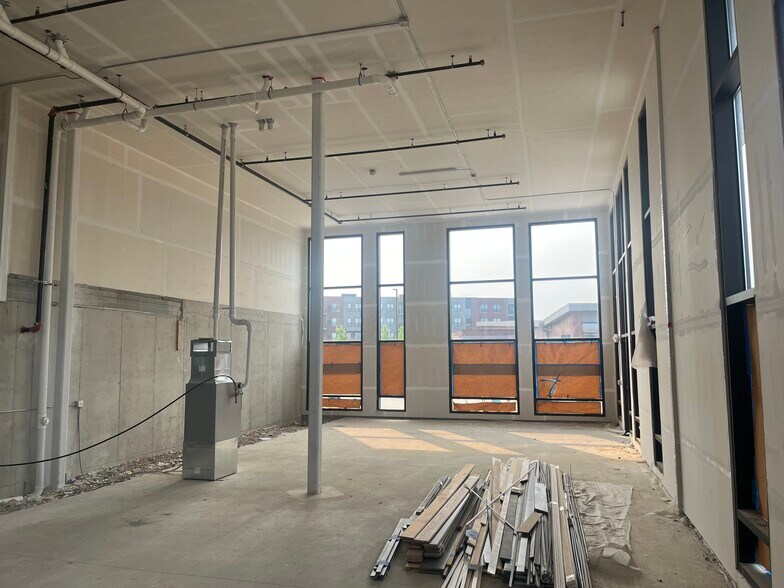 More Photos Of 5601 Fraser Cir, Madison Apartments For Lease