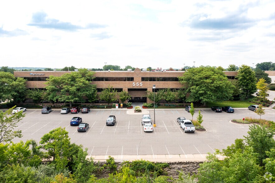 More Photos Of 555 Briarwood Cir, Ann Arbor Office For Lease