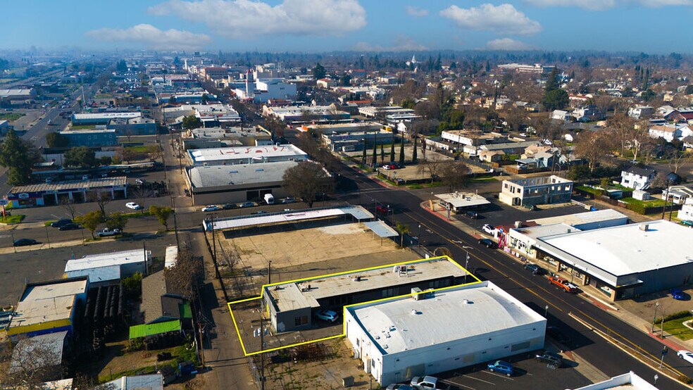 More Photos Of 32-40 W Main St, Merced Storefront For Sale