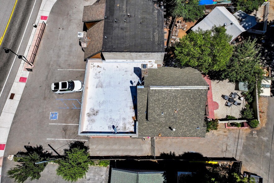 More Photos Of 8106 N Lake Blvd, Kings Beach Storefront Retail Residential For Sale