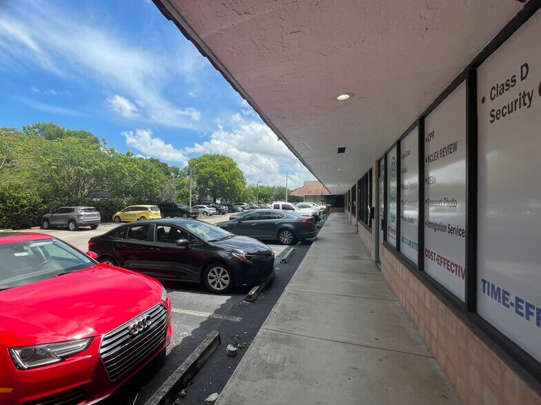 More Photos Of 8455-8471 W Oakland Park Blvd, Sunrise Office For Lease