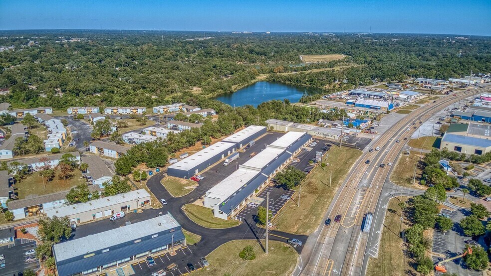 More Photos Of 3960 W Navy Blvd, Pensacola Unknown For Lease