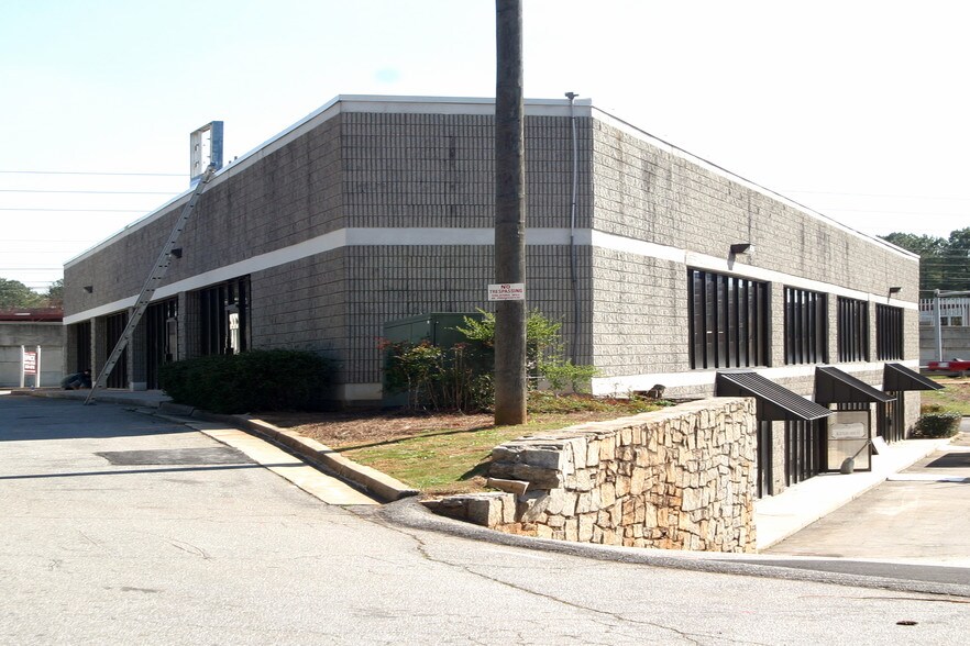 More Photos Of 6806 Peachtree Industrial Blvd, Atlanta Office For Lease