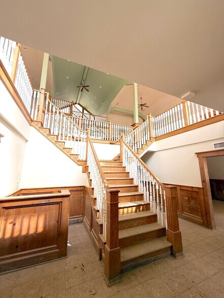 More Photos Of 390 Main St, Chimney Rock Restaurant For Sale