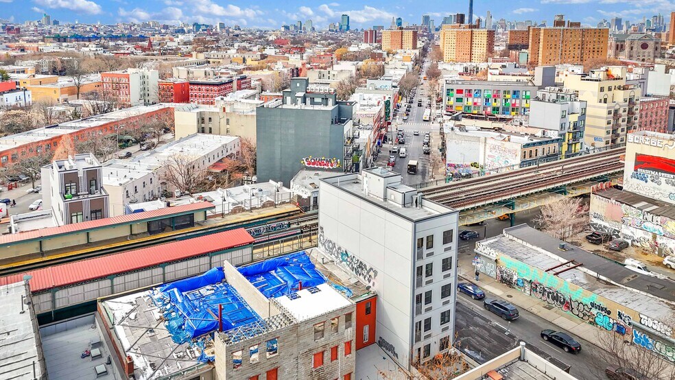 More Photos Of , Brooklyn General Retail For Sale