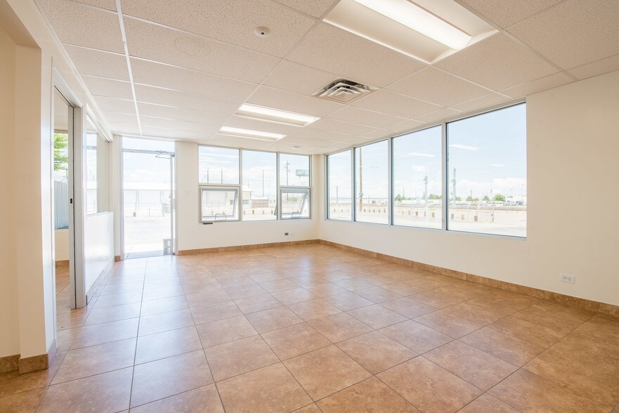 More Photos Of 7070 Smith Rd, Denver Warehouse For Sale